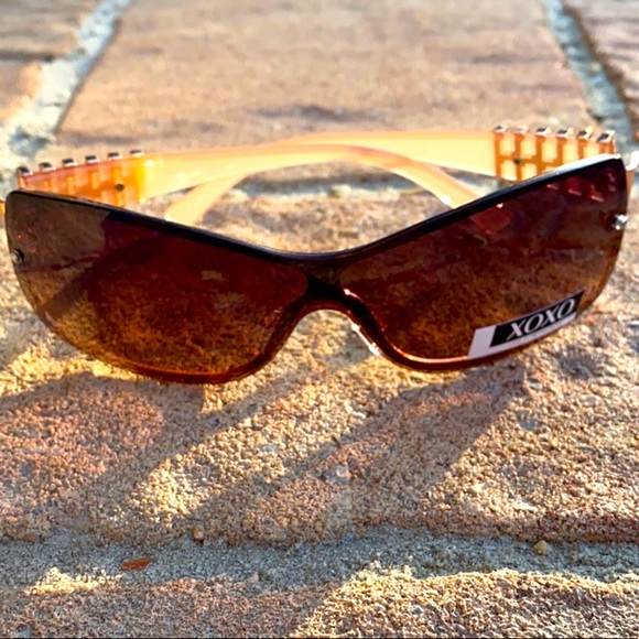 XOXO Accessories - XOXO Ladie’s Sunglasses